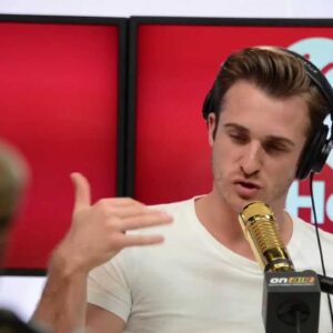 The 3 Compliments Guys Never Get Tired Of Hearing (Matthew Hussey, Get The Guy)